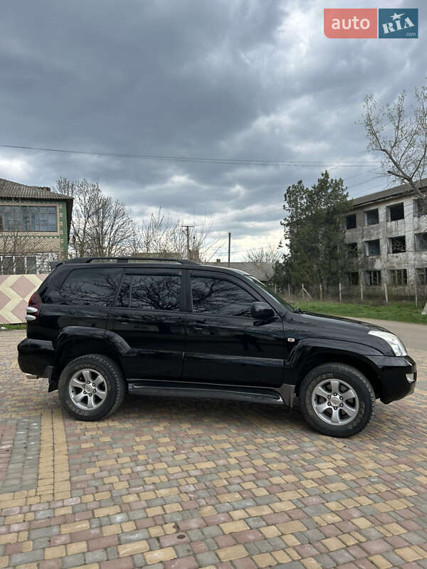 Позашляховик / Кросовер Toyota Land Cruiser 2006 в Одесі