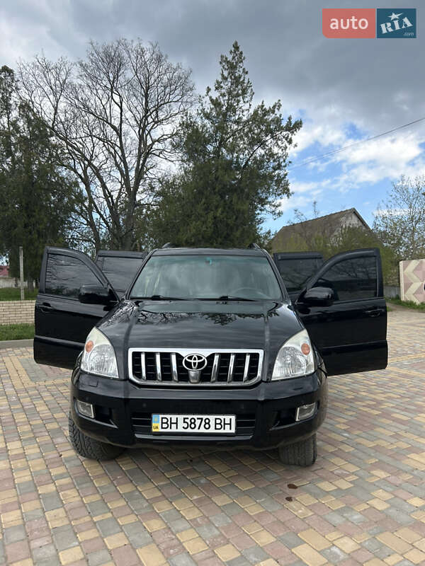 Позашляховик / Кросовер Toyota Land Cruiser 2006 в Одесі