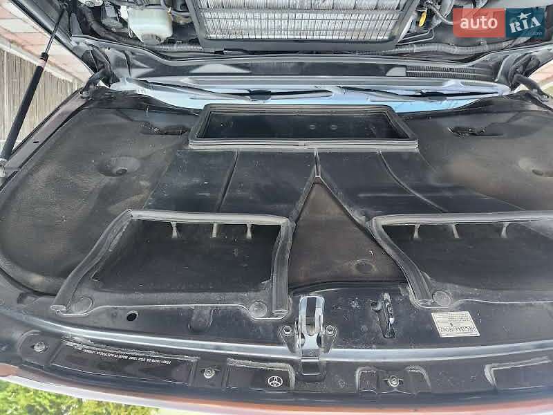 Внедорожник / Кроссовер Toyota Land Cruiser 2012 в Киеве