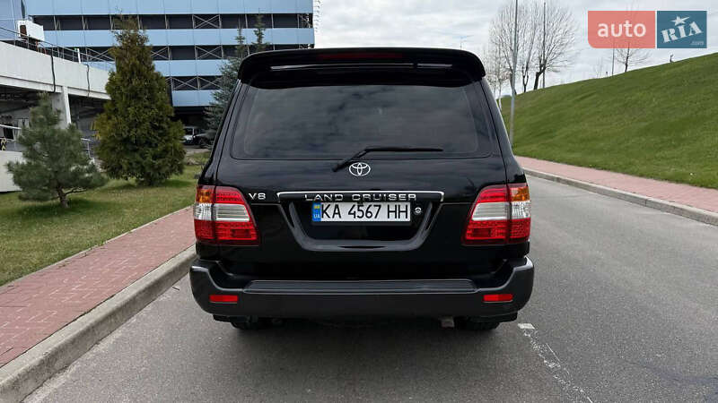 Позашляховик / Кросовер Toyota Land Cruiser 2005 в Києві