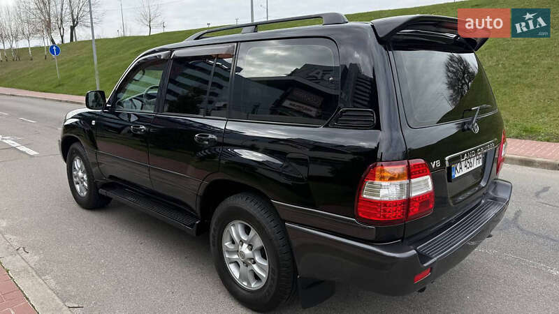Позашляховик / Кросовер Toyota Land Cruiser 2005 в Києві