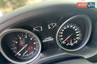 Внедорожник / Кроссовер Toyota Land Cruiser 2013 в 