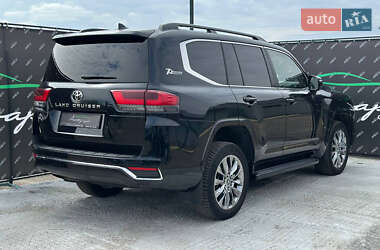 Позашляховик / Кросовер Toyota Land Cruiser 2021 в 