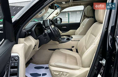 Позашляховик / Кросовер Toyota Land Cruiser 2021 в 