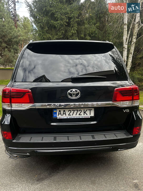 Внедорожник / Кроссовер Toyota Land Cruiser 2016 в Киеве