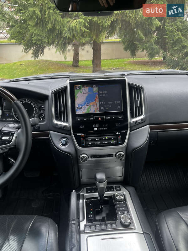 Внедорожник / Кроссовер Toyota Land Cruiser 2016 в Киеве