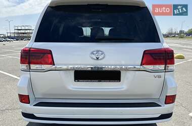 Внедорожник / Кроссовер Toyota Land Cruiser 2020 в 