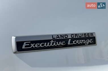 Внедорожник / Кроссовер Toyota Land Cruiser 2020 в 