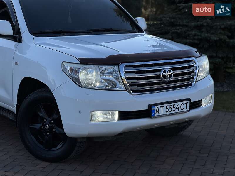 Внедорожник / Кроссовер Toyota Land Cruiser 2009 в Ивано-Франковске