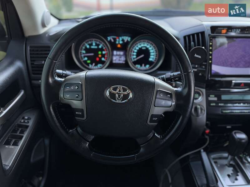 Внедорожник / Кроссовер Toyota Land Cruiser 2009 в Ивано-Франковске