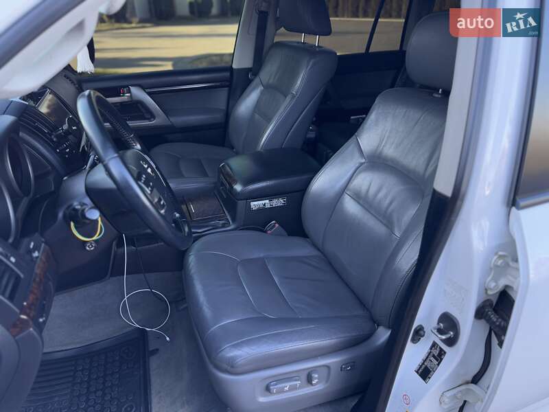 Внедорожник / Кроссовер Toyota Land Cruiser 2009 в Ивано-Франковске