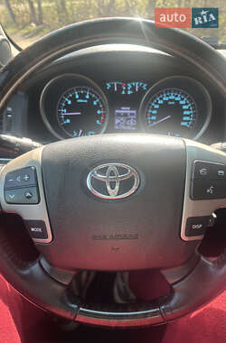 Внедорожник / Кроссовер Toyota Land Cruiser 2011 в 