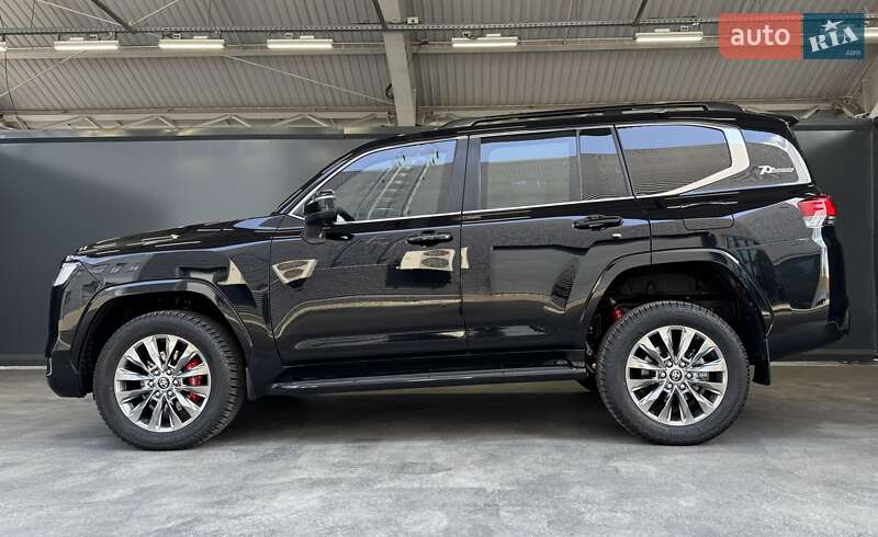 Внедорожник / Кроссовер Toyota Land Cruiser 2022 в Киеве