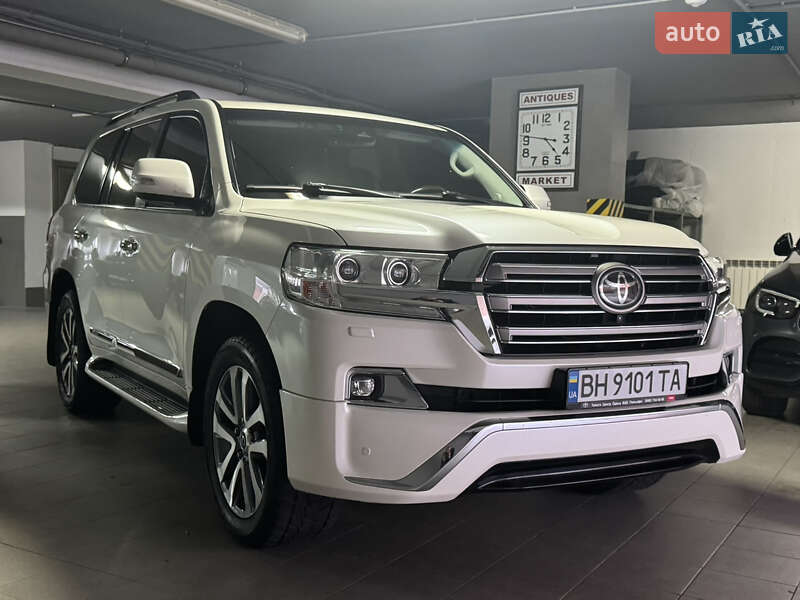 Внедорожник / Кроссовер Toyota Land Cruiser 2018 в Одессе фото 5 Внедорожник / Кроссовер Toyota Land Cruiser 2018 в Одессе