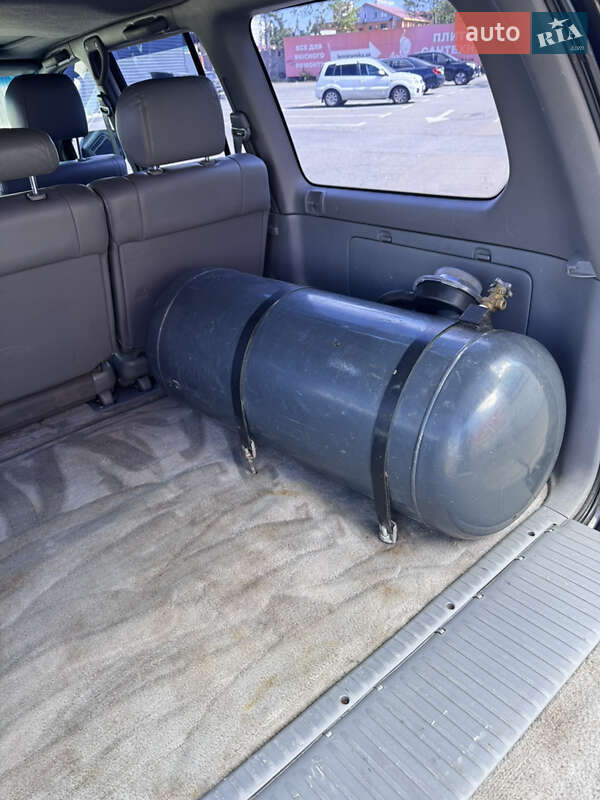 Внедорожник / Кроссовер Toyota Land Cruiser 2002 в Киеве
