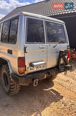 Внедорожник / Кроссовер Toyota Land Cruiser 1987 в 