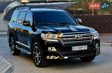 Позашляховик / Кросовер Toyota Land Cruiser 2020 в 