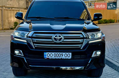 Позашляховик / Кросовер Toyota Land Cruiser 2020 в 