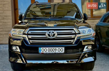 Позашляховик / Кросовер Toyota Land Cruiser 2020 в 