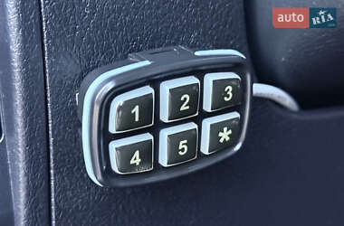 Позашляховик / Кросовер Toyota Land Cruiser 2020 в 