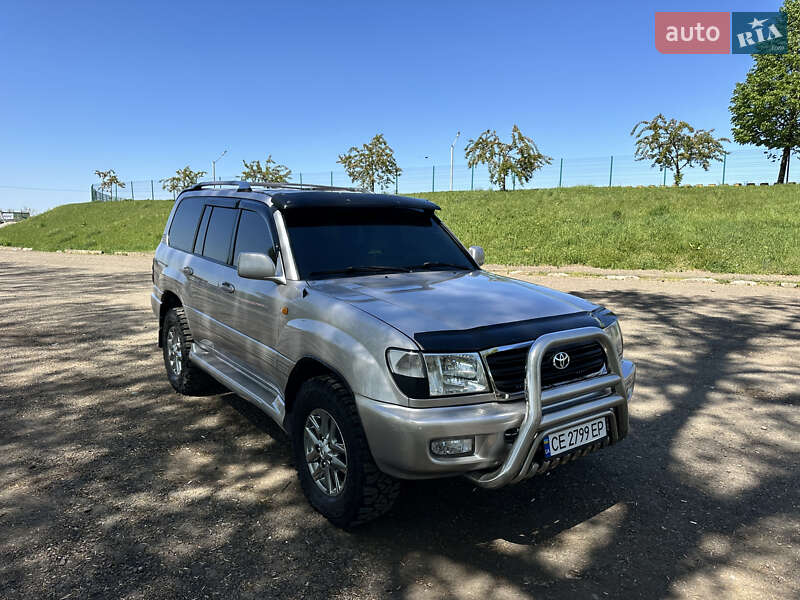 Позашляховик / Кросовер Toyota Land Cruiser 2001 в Чернівцях