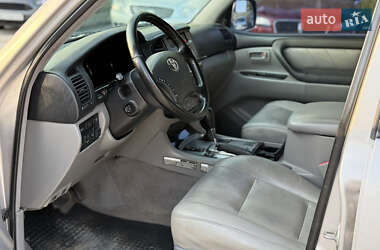 Внедорожник / Кроссовер Toyota Land Cruiser 2003 в 