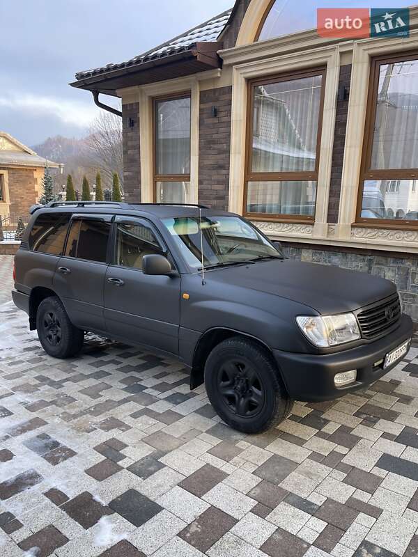 Внедорожник / Кроссовер Toyota Land Cruiser 2001 в Ивано-Франковске