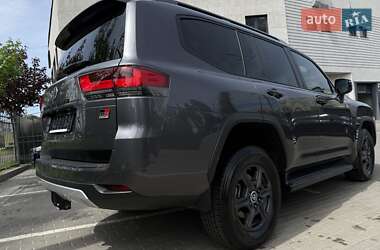 Внедорожник / Кроссовер Toyota Land Cruiser 2022 в Киеве