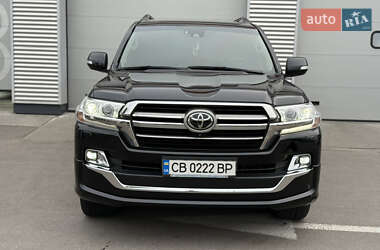 Внедорожник / Кроссовер Toyota Land Cruiser 2017 в 