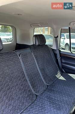 Внедорожник / Кроссовер Toyota Land Cruiser 2015 в 