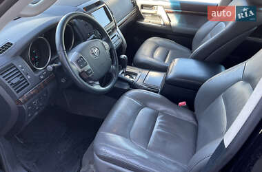 Внедорожник / Кроссовер Toyota Land Cruiser 2008 в 