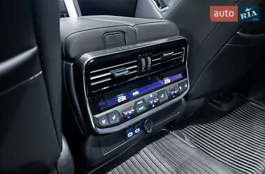 Позашляховик / Кросовер Toyota Land Cruiser 2022 в 
