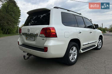Позашляховик / Кросовер Toyota Land Cruiser 2015 в 