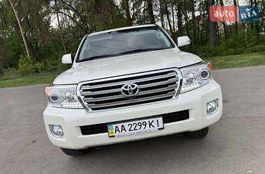 Позашляховик / Кросовер Toyota Land Cruiser 2015 в 