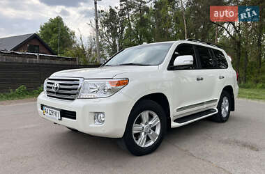 Позашляховик / Кросовер Toyota Land Cruiser 2015 в 