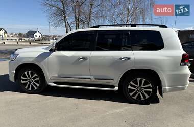 Внедорожник / Кроссовер Toyota Land Cruiser 2016 в 