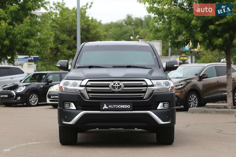 Внедорожник / Кроссовер Toyota Land Cruiser 2011 в Киеве