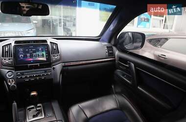 Позашляховик / Кросовер Toyota Land Cruiser 2011 в 