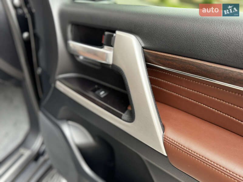 Позашляховик / Кросовер Toyota Land Cruiser 2020 в Києві