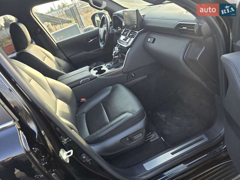 Внедорожник / Кроссовер Toyota Land Cruiser 2022 в Иршаве