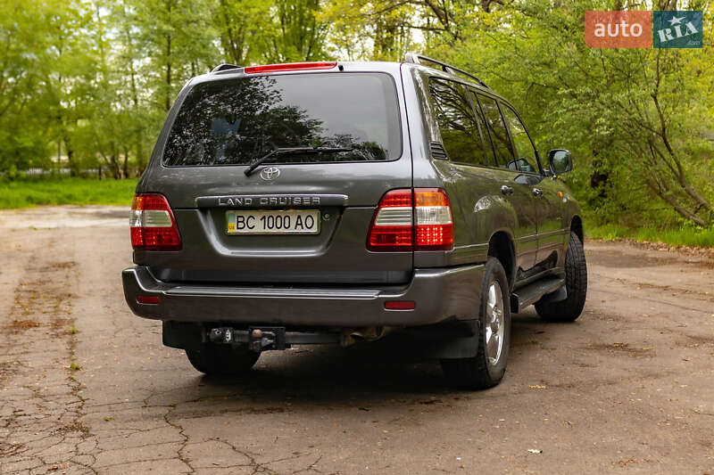 Позашляховик / Кросовер Toyota Land Cruiser 2006 в Трускавці фото 11 Позашляховик / Кросовер Toyota Land Cruiser 2006 в Трускавці