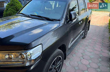 Позашляховик / Кросовер Toyota Land Cruiser 2018 в 