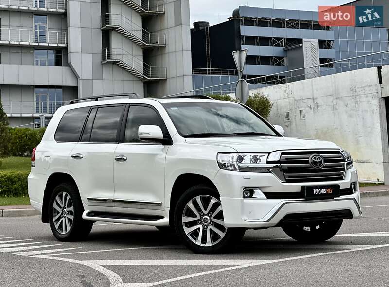 Позашляховик / Кросовер Toyota Land Cruiser 2017 в Києві