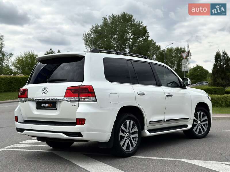 Позашляховик / Кросовер Toyota Land Cruiser 2017 в Києві