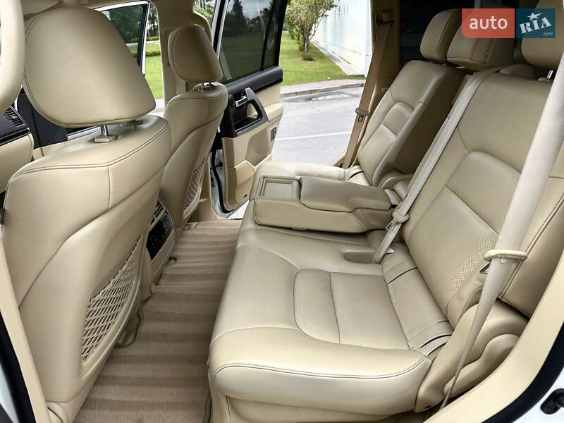 Позашляховик / Кросовер Toyota Land Cruiser 2017 в Києві