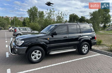 Внедорожник / Кроссовер Toyota Land Cruiser 2004 в Киеве
