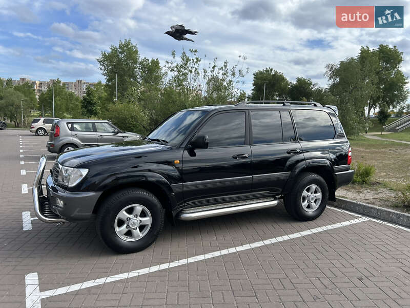 Toyota Land Cruiser 2004