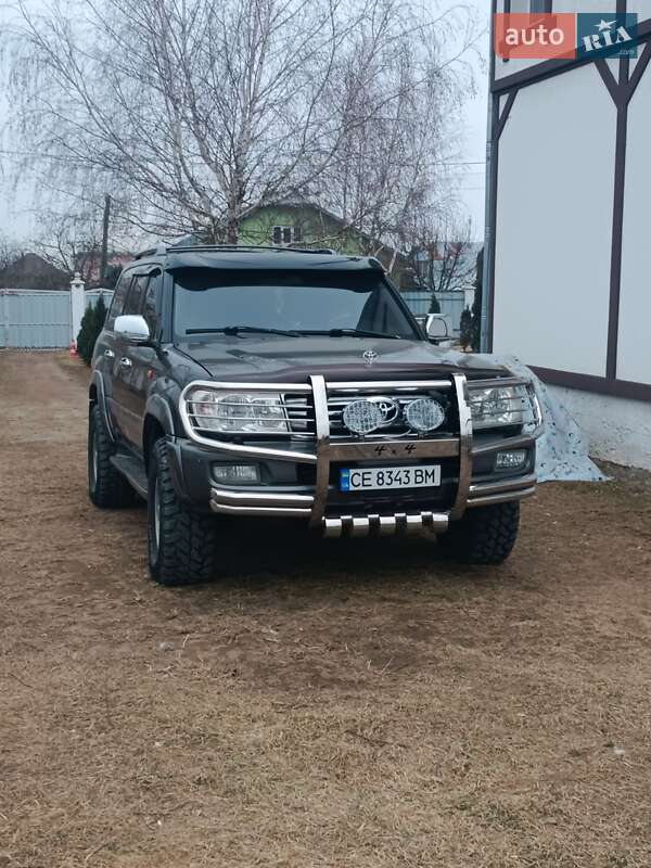 Внедорожник / Кроссовер Toyota Land Cruiser 2006 в Черновцах