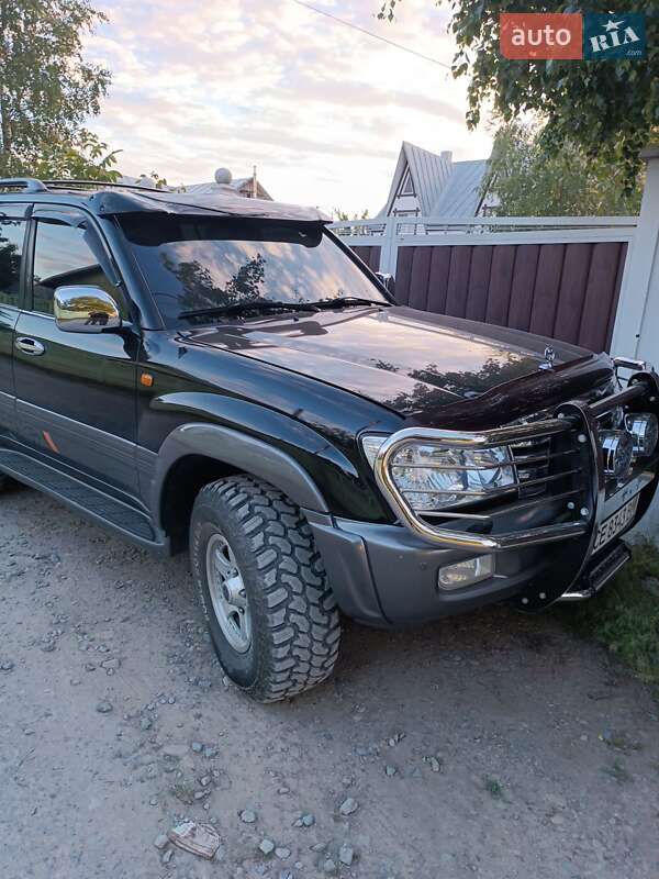 Внедорожник / Кроссовер Toyota Land Cruiser 2006 в Черновцах