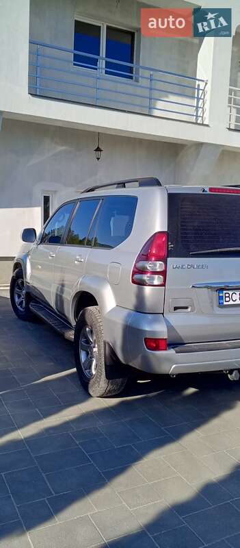 Позашляховик / Кросовер Toyota Land Cruiser 2007 в Драгово